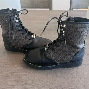 Michael Kors Boots